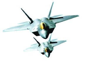 ▲猛禽戰機、核航母均將亮相。