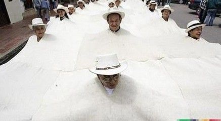 盤點有趣節日：泰國請猴子吃大餐英國人追奶酪（5）