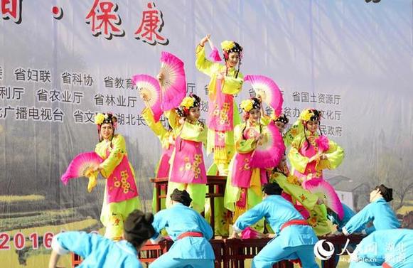 湖北省“三下鄉(xiāng)”活動(dòng)啟動(dòng)儀式在保康舉行【3】